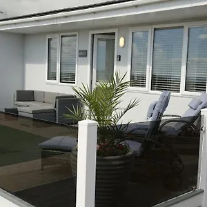 https://beach-front-lodge.yorkshirehotels.net